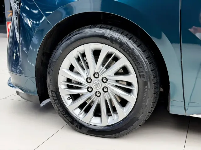 Buick Century — Фото автомобиля 3