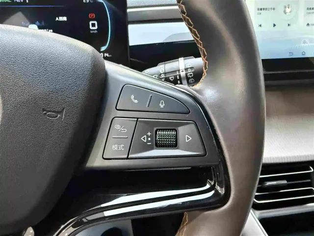 BYD Song Pro — Фото автомобиля 11
