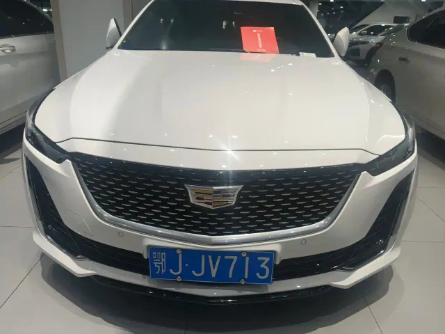 Фотография автомобиля — Cadillac CT5