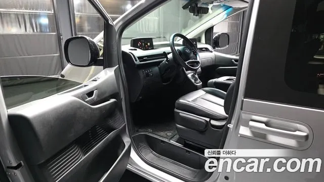 Hyundai Staria — Фото автомобиля 15