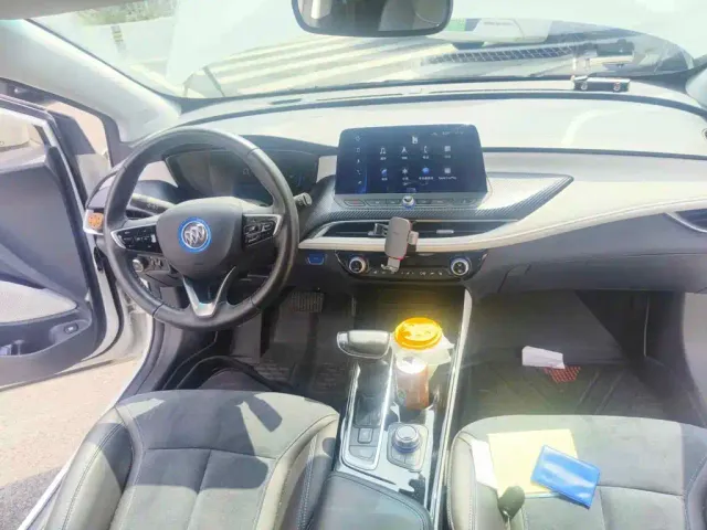 Buick Velite 6 2020 Plug-in Hybrid Connected Smart Edition — Фото автомобиля 12