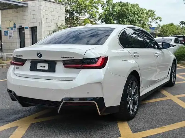 BMW i3 — Фото автомобиля 15