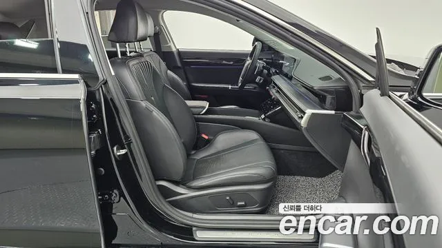 Hyundai Grandeur GN7 — Фото автомобиля 11