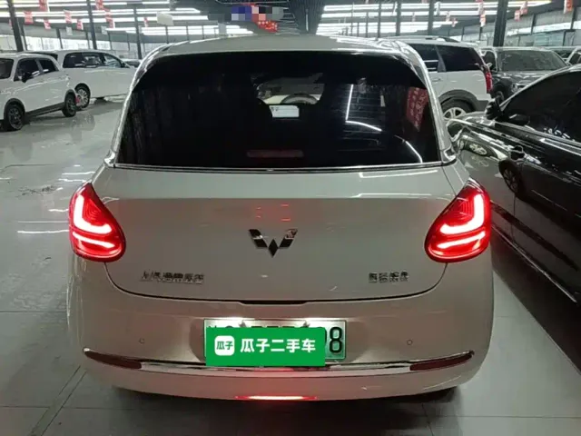 Wuling Bingo — Фото автомобиля 5