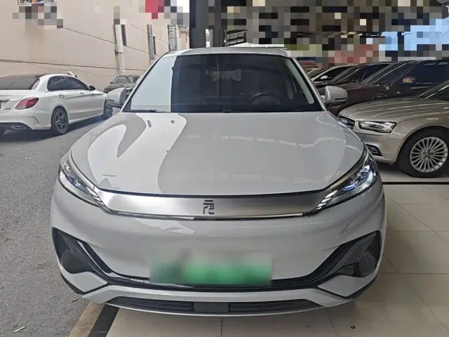 BYD Yuan PLUS — Фото автомобиля 2