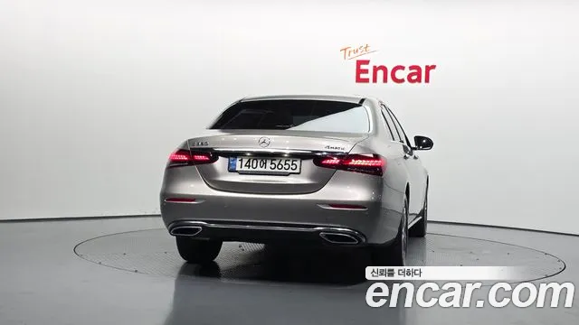 Mercedes-Benz E-Class E-класс W213 E350 4MATIC Avantgarde — Фото автомобиля 3