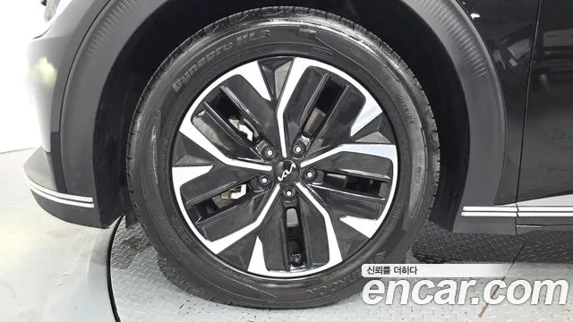 Kia EV6 — Фото автомобиля 5