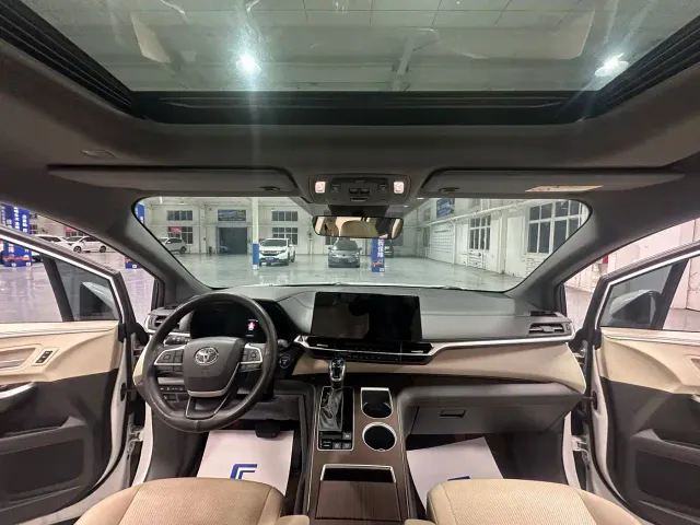 Toyota Granvia — Фото автомобиля 9