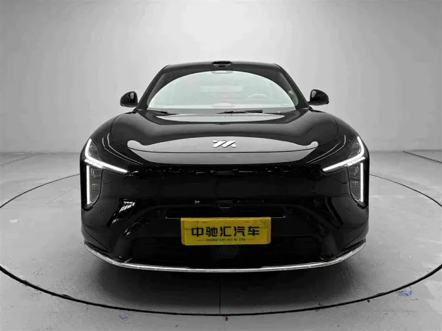 IM Motors LS6 — Фото автомобиля 2