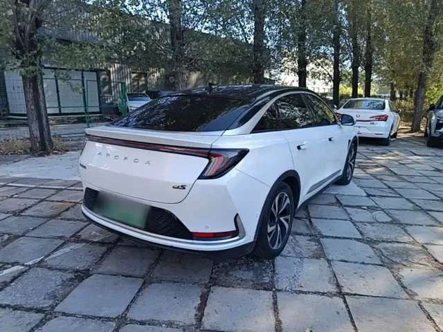 Arcfox Alpha S — Фото автомобиля 6