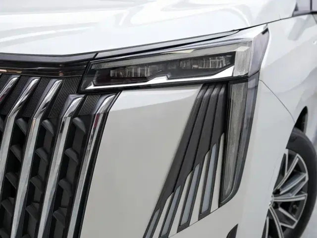 GAC Trumpchi M8 — Фото автомобиля 2
