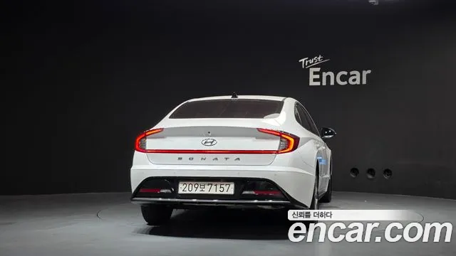Hyundai Sonata — Фото автомобиля 4