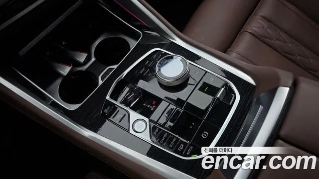 BMW X6 xDrive40i M Sport — Фото автомобиля 9