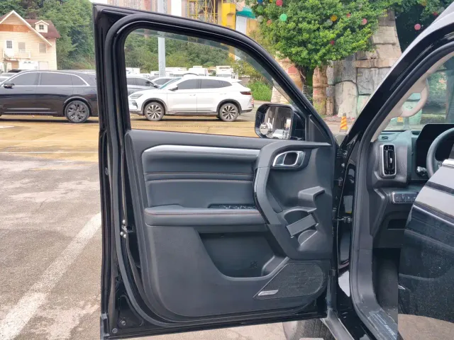 Haval Big Dog — Фото автомобиля 9