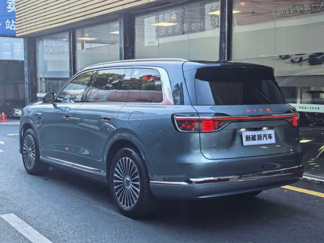Aito M9 — Фото автомобиля 10