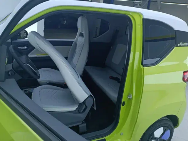 Wuling Hongguang Mini EV — Фото автомобиля 11