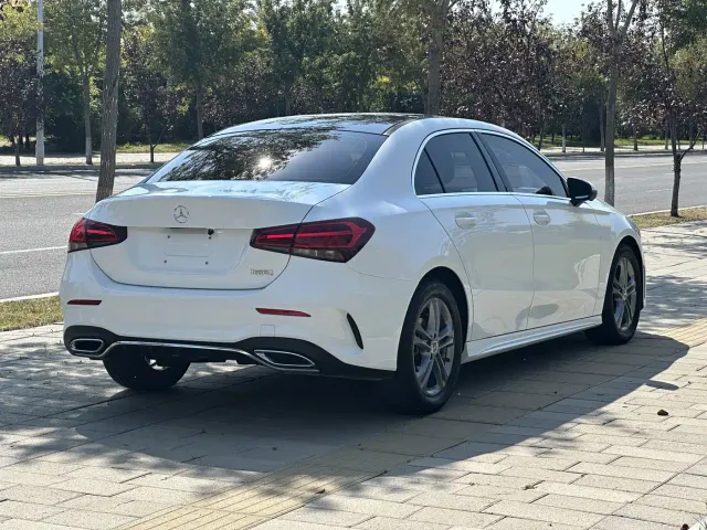 Mercedes-Benz A-Class — Фото автомобиля 7