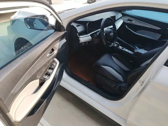 Geely Binrui — Фото автомобиля 15