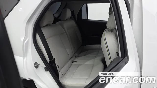Hyundai Casper Casper Turbo Essential — Фото автомобиля 5