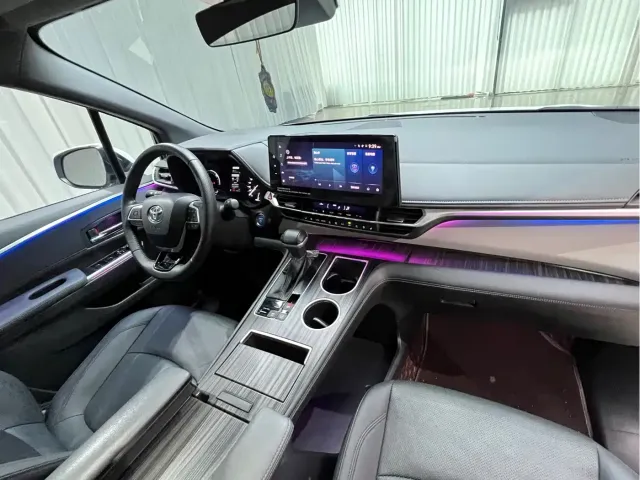 Toyota Granvia — Фото автомобиля 21