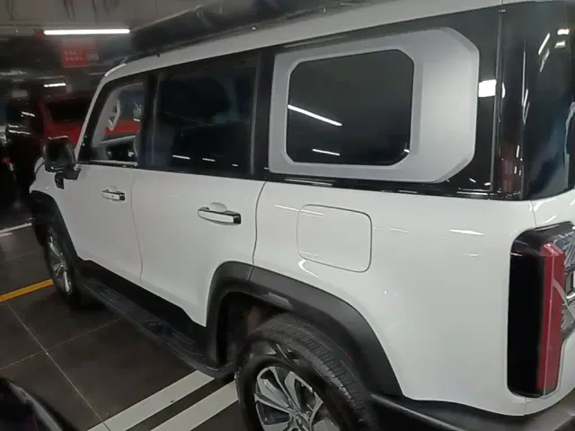 BAIC BJ40 — Фото автомобиля 4