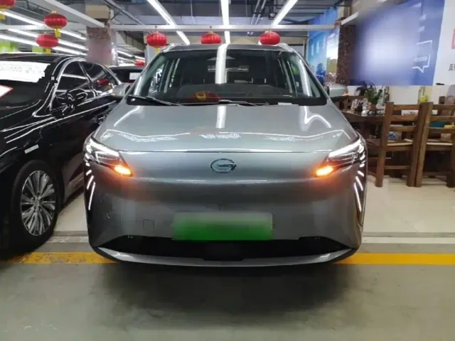 GAC Aion Y — Фото автомобиля 2