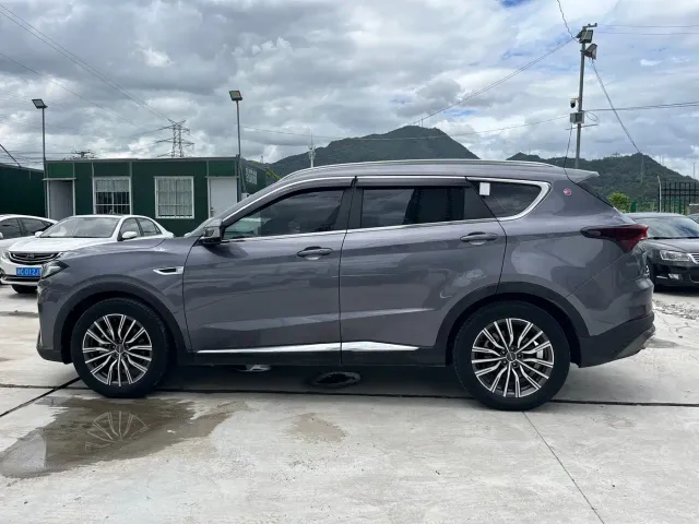 Jetour X70 Plus — Фото автомобиля 8
