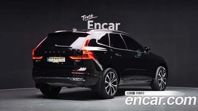 Volvo XC60 Generation 2 — Фото автомобиля 2