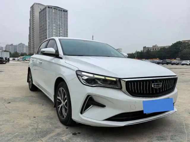 Geely Emgrand — Фото автомобиля 3