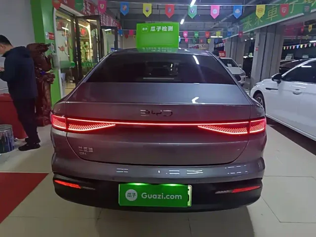 BYD Seal 05 DM-i — Фото автомобиля 5