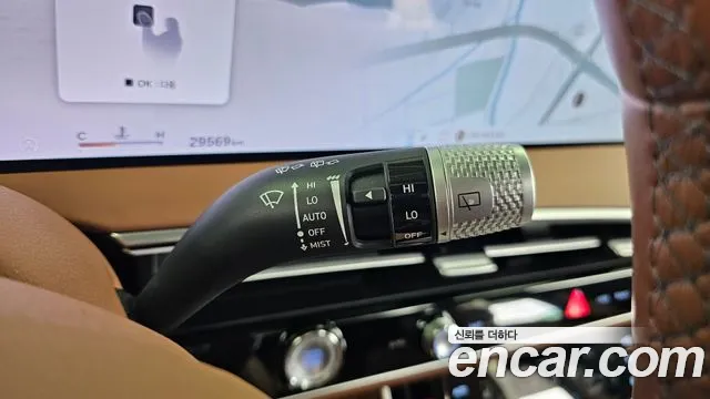 Genesis GV70 — Фото автомобиля 29
