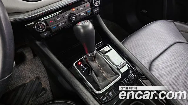 Jeep Compass — Фото автомобиля 9