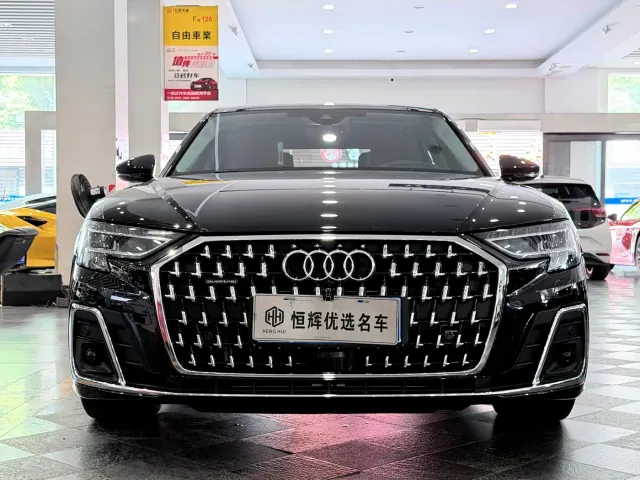 Audi A8 — Фото автомобиля 2
