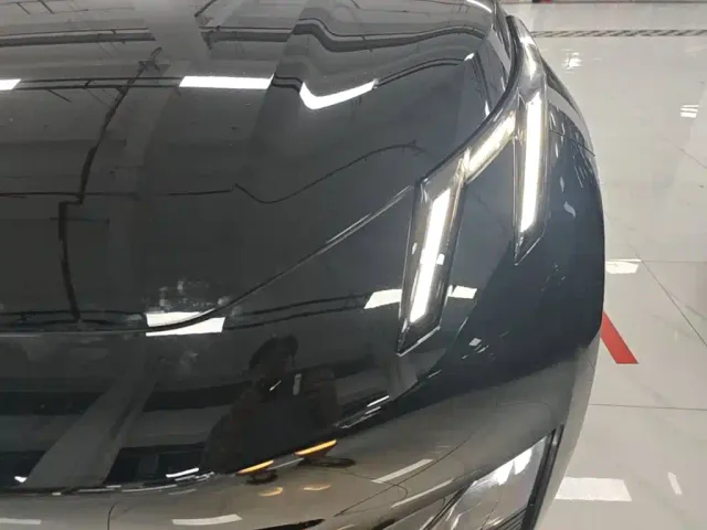 Lynk & Co Z20 — Фото автомобиля 23