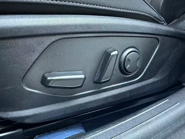 Hyundai Elantra — Фото автомобиля 16