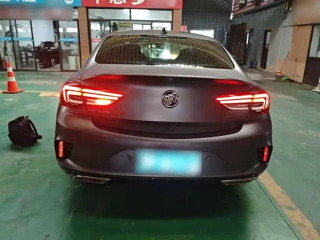 Buick Regal — Фото автомобиля 5
