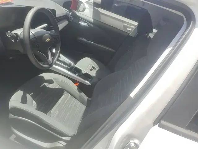 Chevrolet Monza — Фото автомобиля 14