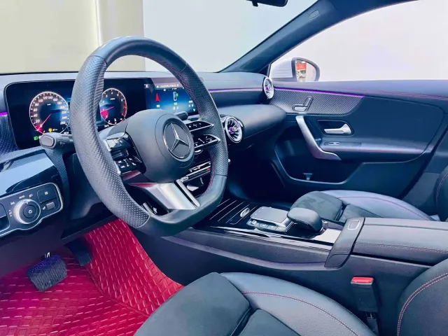 Mercedes-Benz A-Class — Фото автомобиля 5