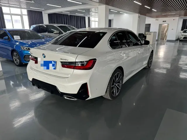 BMW 3 Series — Фото автомобиля 9