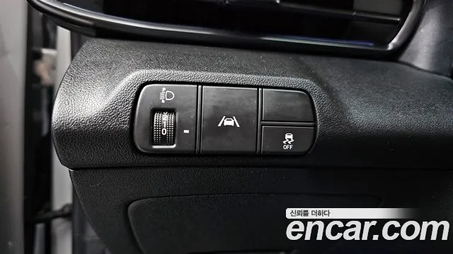 Hyundai AVANTE — Фото автомобиля 20