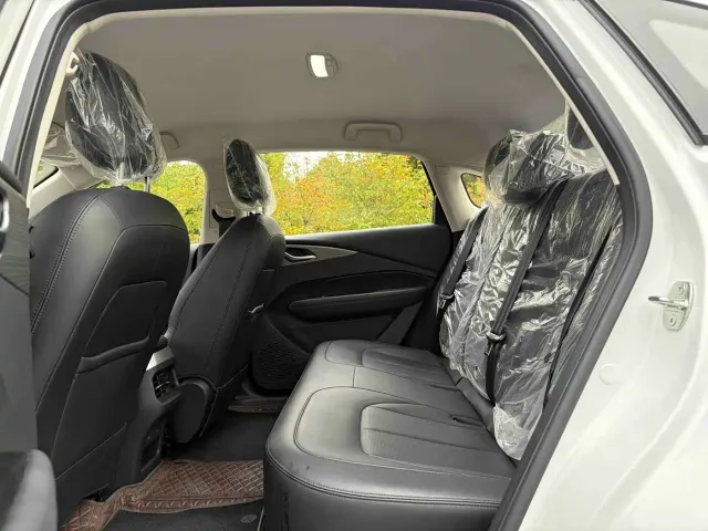 Wuling Starlight — Фото автомобиля 6