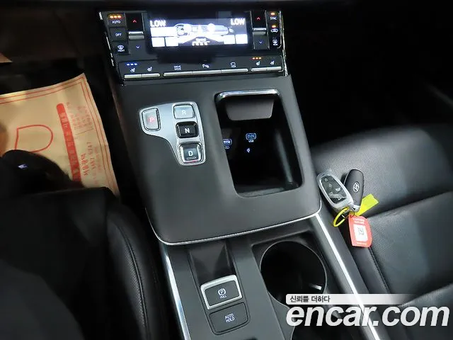 Hyundai Grandeur Grandeur (New) Hybrid — Фото автомобиля 14
