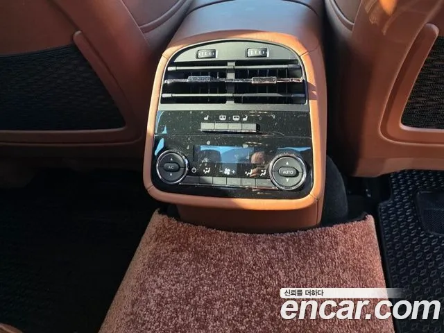 Maserati Quattroporte — Фото автомобиля 18