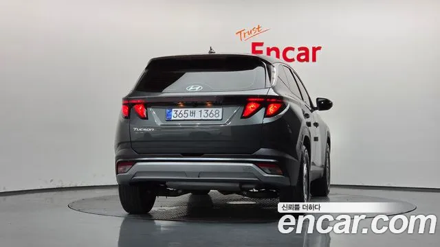 Hyundai Tucson Новый Tucson (NX4) Бензин 1.6 турбо 2WD — Фото автомобиля 3