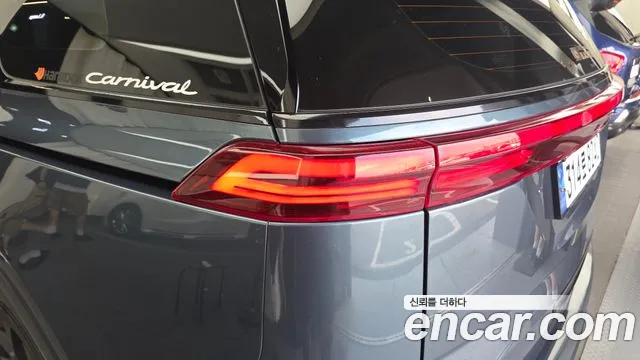 Kia Canival Carnival 4 поколение Дизель 9 мест Signature — Фото автомобиля 21