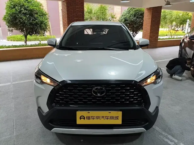 Toyota Corolla Cross — Фото автомобиля 7
