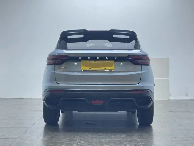 Geely Binyue — Фото автомобиля 5
