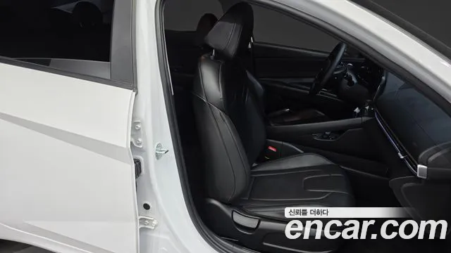 Hyundai AVANTE Новый Avante (CN7) — Фото автомобиля 19