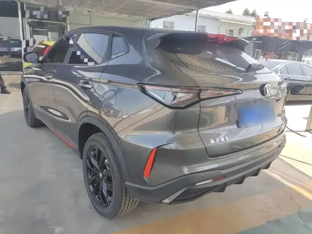 Changan X5 Plus — Фото автомобиля 4