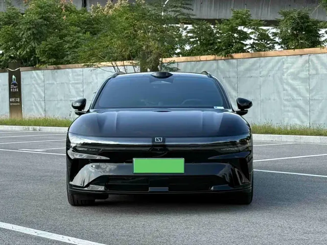 Zeekr 007 GT — Фото автомобиля 2